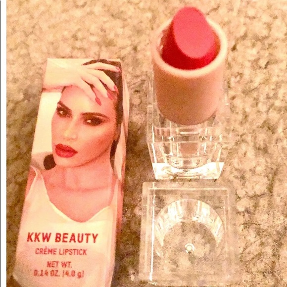 KKW Classic Red Lipstick 💄 Brand New in Box! - Picture 4 of 4